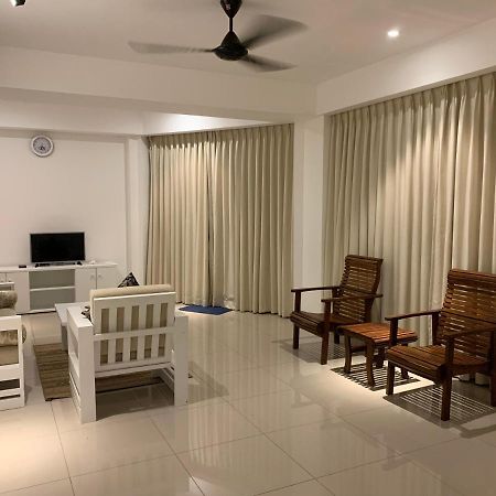 Nilaveli Beach Apartment Sri Lanka エクステリア 写真